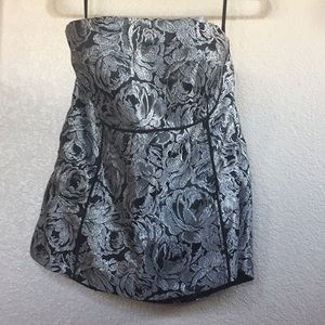 White House black market top